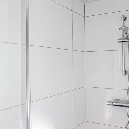 בית נופש Gorgeous In With Wifi Molenschot